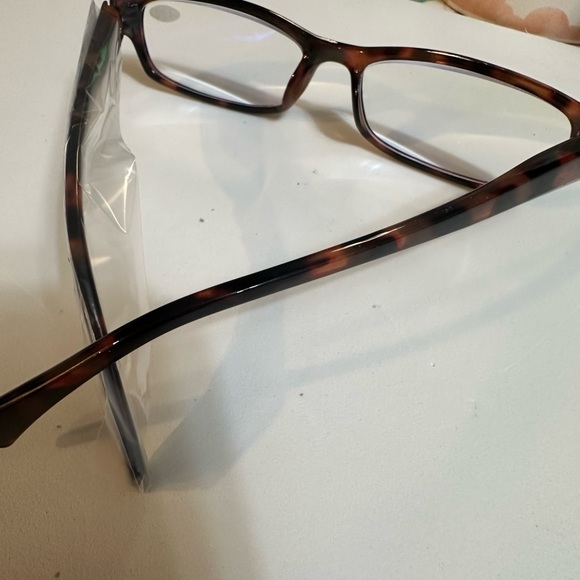 Women’s reading eyeglasses - Picture 4 of 6